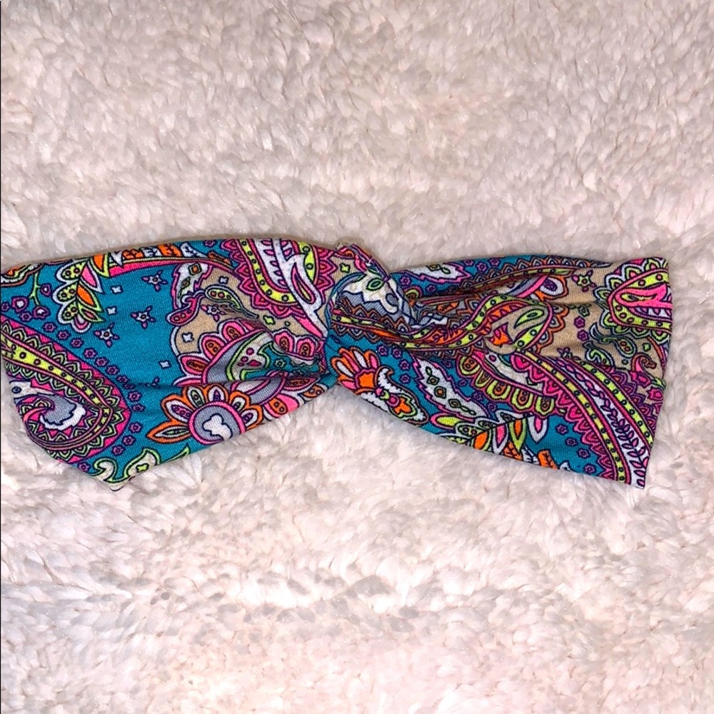 NEVER WORN Twisted headband
